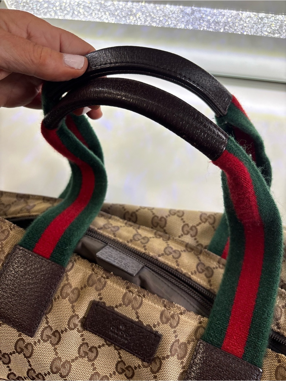 Gucci Beige GG Canvas Tote with Green and Red Web Handles - Picture 2 of 9